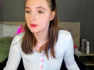 Amy-desiree  live sex cam