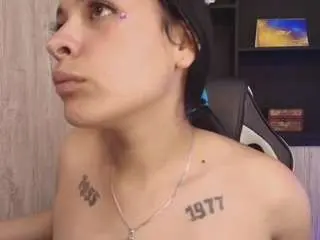 Cristalvioleta  live sex cam