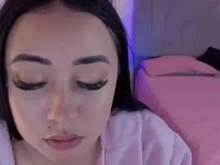 Iam-sofiia  live sex cam