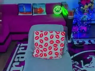 Miiakittyy  live sex cam
