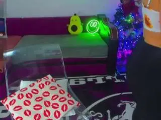 Miiakittyy  live sex cam