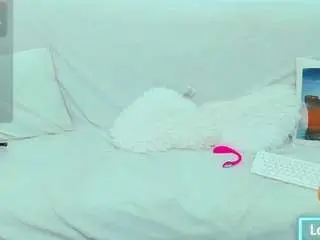 Miiakittyy  live sex cam