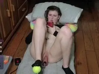 Prepare-2-twerk  live sex cam