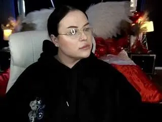 Serahmirabeli  live sex cam