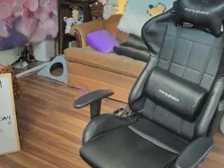 Tinytoni  live sex cam