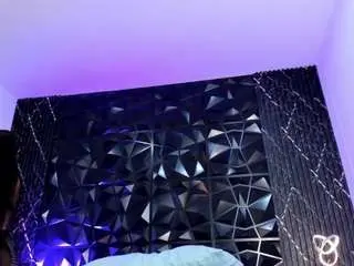 Ariadnaloren  live sex cam