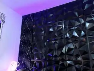 Ariadnaloren  live sex cam