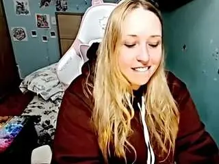 Heyferdiz  live sex cam