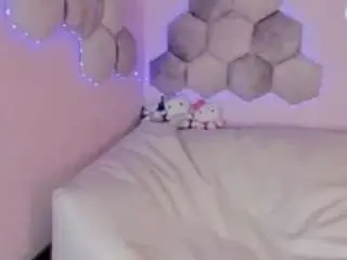 Isa-bellmont  live sex cam