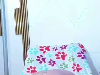 Nikitaa20  live sex cam