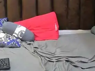 Queensbetty  live sex cam