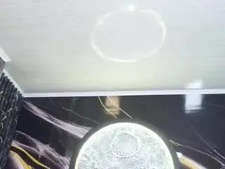 Miaaoff  live sex cam