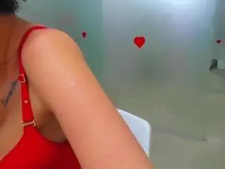 Queenrafaelle  live sex cam