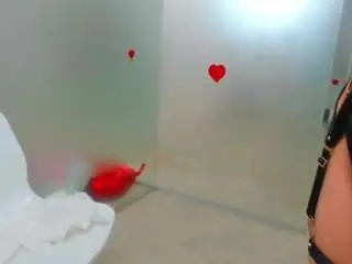 Queenrafaelle  live sex cam