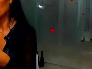 Queenrafaelle  live sex cam
