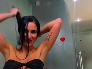 Queenrafaelle  live sex cam