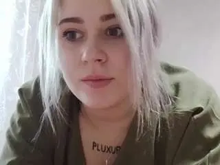 Susannasavoie  live sex cam