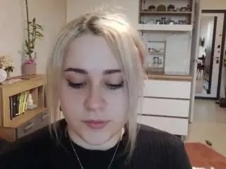 Susannasavoie  live sex cam