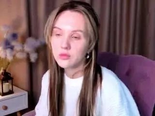 Zlata-f0x  live sex cam