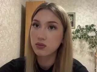 Chungenous  live sex cam