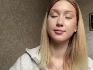 Chungenous  live sex cam