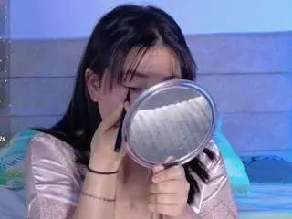 Cute-berry  live sex cam