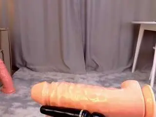 Karenlowe  live sex cam