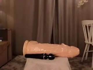 Karenlowe  live sex cam