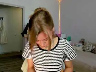 Manijuana  live sex cam