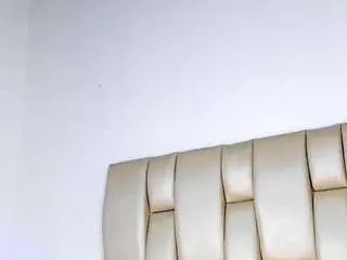 Mellanny-brown  live sex cam
