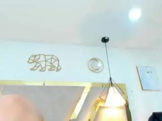 Tania-brown01  live sex cam