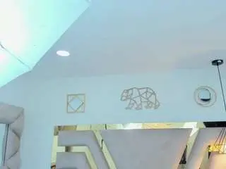 Tania-brown01  live sex cam