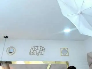 Tania-brown01  live sex cam