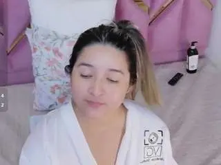 Collegepawg  live sex cam