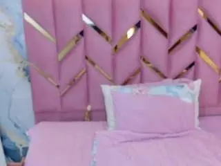 Collegepawg  live sex cam