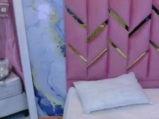 Collegepawg  live sex cam