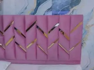 Collegepawg  live sex cam