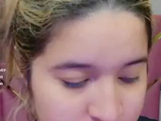 Collegepawg  live sex cam