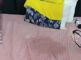 Collegepawg  live sex cam