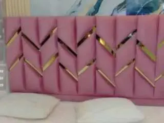 Collegepawg  live sex cam