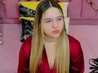 Collegepawg  live sex cam