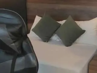 Stephanya  live sex cam