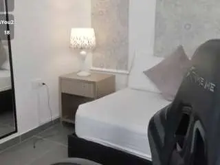 Stephanya  live sex cam