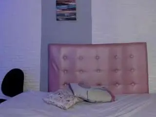 Aileenkeys  live sex cam
