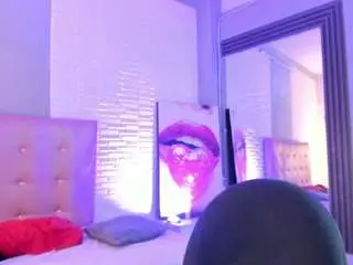 Aileenkeys  live sex cam