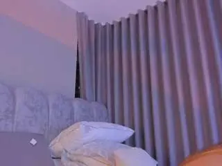 Ashlye-stone  live sex cam