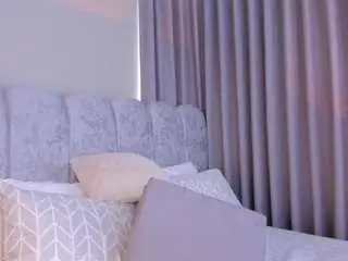 Ashlye-stone  live sex cam