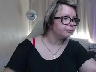 Bonnnyboobsy  live sex cam
