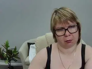Bonnnyboobsy  live sex cam