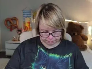 Bonnnyboobsy  live sex cam